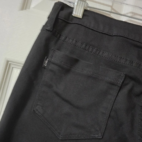 Parker Smith High Low Hem Black Modal Stretch Straight-Leg Trouser Jeans, Sz 29. - Picture 7 of 10